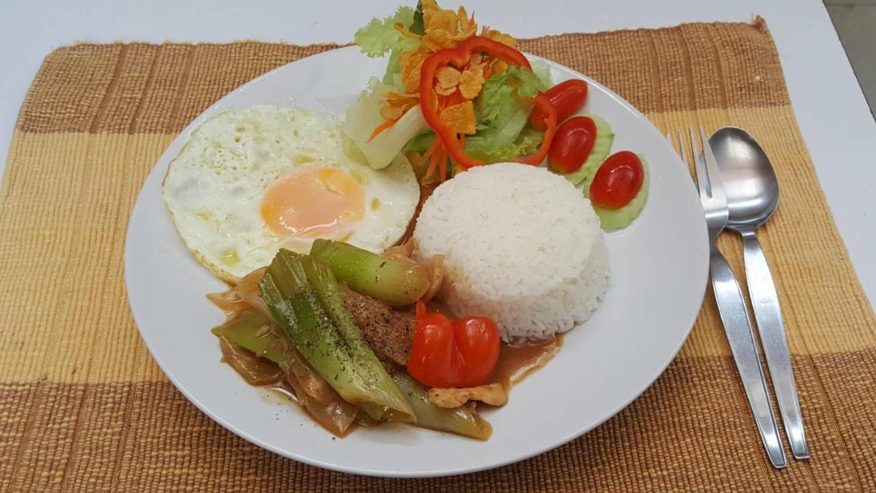 Bed and Breakfast Gordnuea Boutique House Chiang Mai Esterno foto